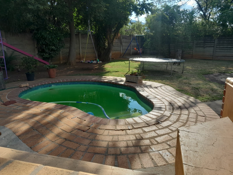 3 Bedroom Property for Sale in Geelhoutpark North West